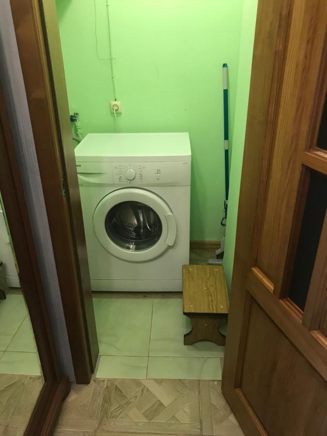Апартаменты Ботанический Сад Kiev Exterior foto